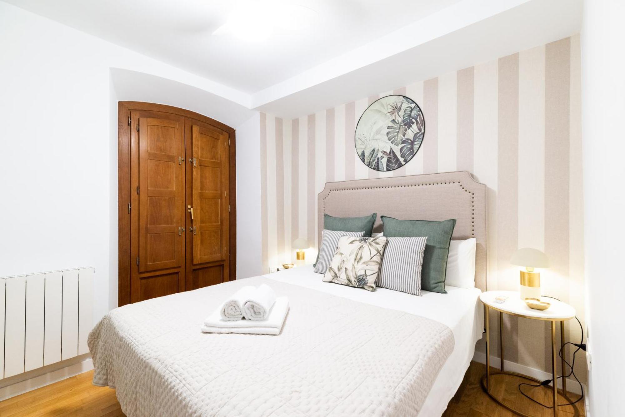 Moderno Apartamento En Granada Centro Экстерьер фото