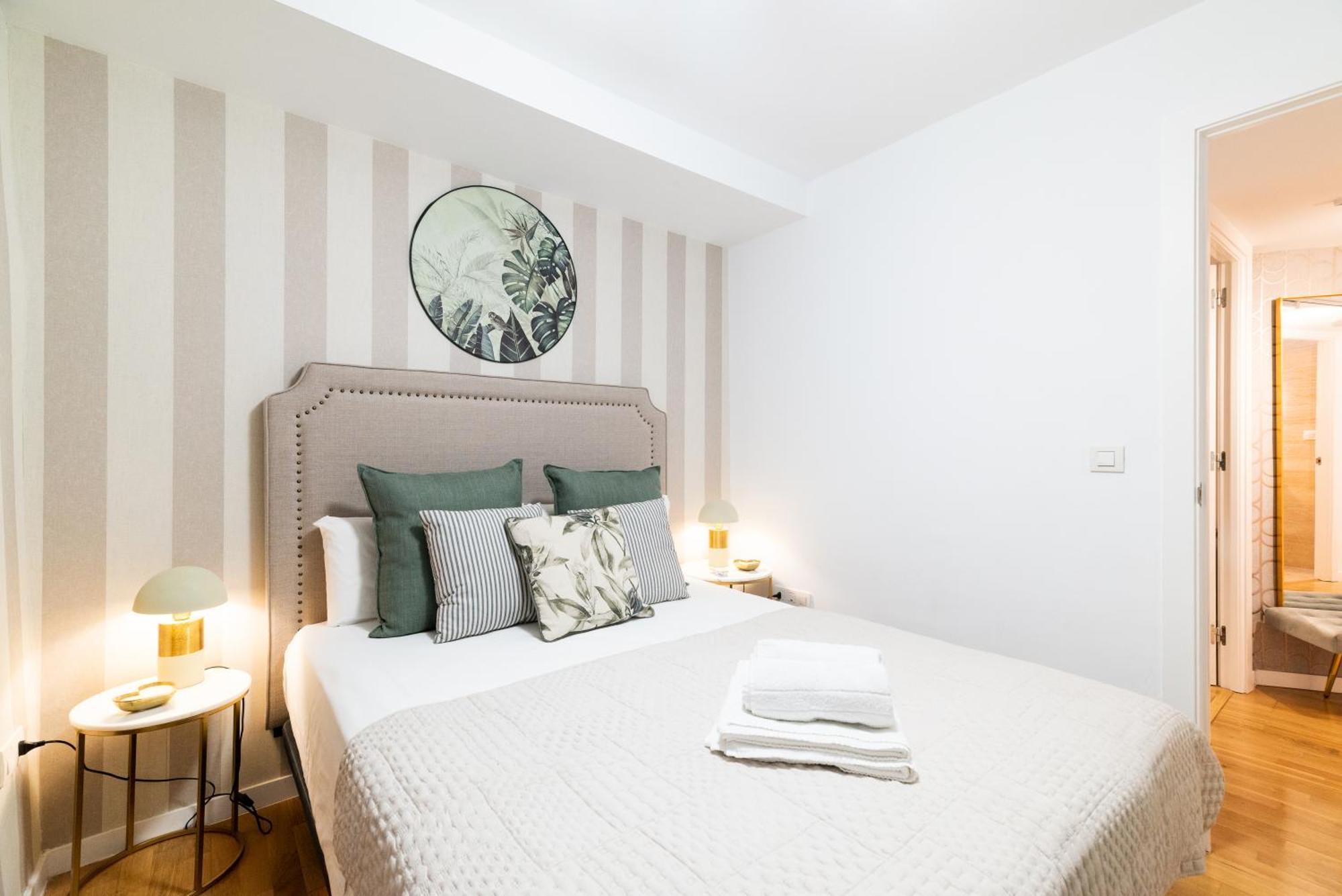 Moderno Apartamento En Granada Centro Экстерьер фото