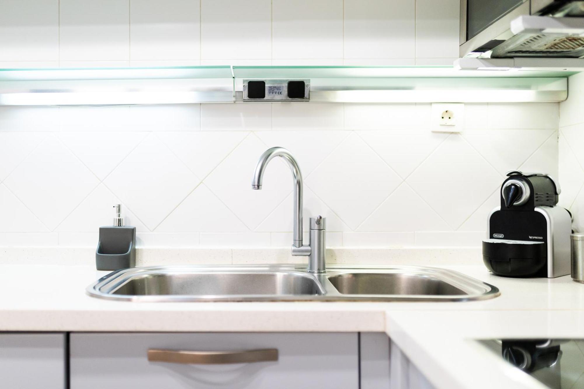 Moderno Apartamento En Granada Centro Экстерьер фото